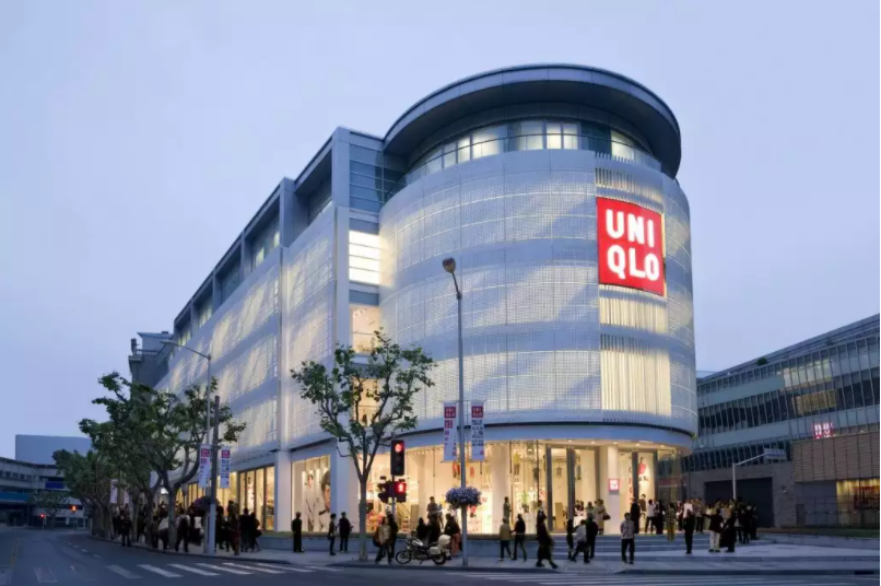 Uniqlo ֳɴ 100% ȫԶִеֱ·װ